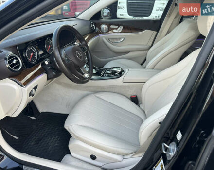 Чорний Мерседес Е-Клас, об'ємом двигуна 1.99 л та пробігом 140 тис. км за 24900 $, фото 7 на Automoto.ua