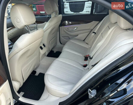 Черный Мерседес Е-Класс, объемом двигателя 1.99 л и пробегом 140 тыс. км за 24900 $, фото 9 на Automoto.ua