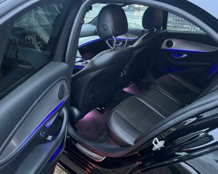 Черный Мерседес Е-Класс, объемом двигателя 0 л и пробегом 128 тыс. км за 25000 $, фото 13 на Automoto.ua