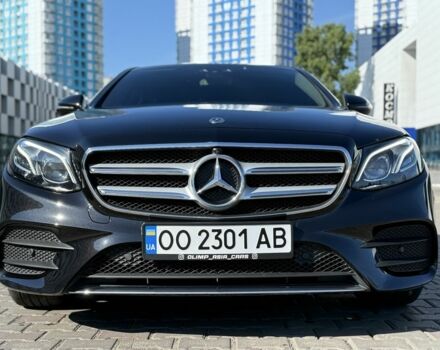 Чорний Мерседес Е-Клас, об'ємом двигуна 3 л та пробігом 123 тис. км за 33999 $, фото 5 на Automoto.ua