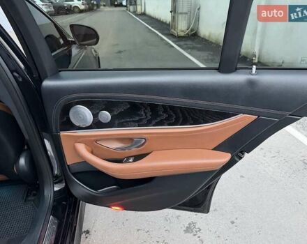 Черный Мерседес Е-Класс, объемом двигателя 1.95 л и пробегом 117 тыс. км за 33000 $, фото 18 на Automoto.ua