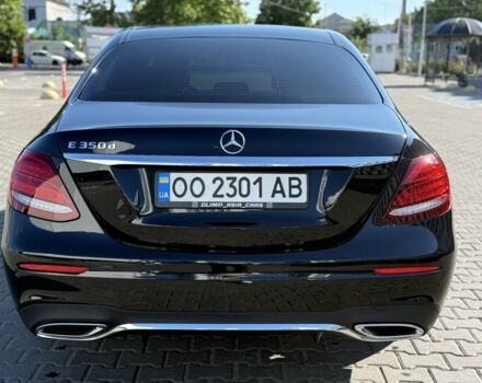 Чорний Мерседес Е-Клас, об'ємом двигуна 3 л та пробігом 123 тис. км за 33999 $, фото 6 на Automoto.ua