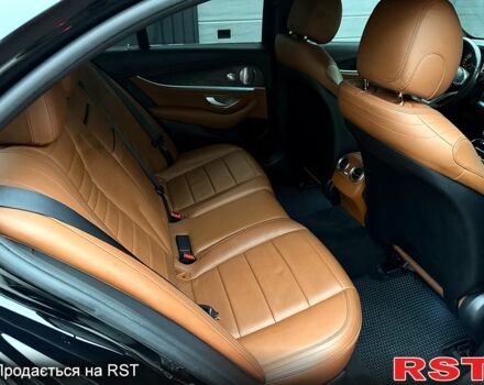 Черный Мерседес Е-Класс, объемом двигателя 2 л и пробегом 117 тыс. км за 33000 $, фото 10 на Automoto.ua