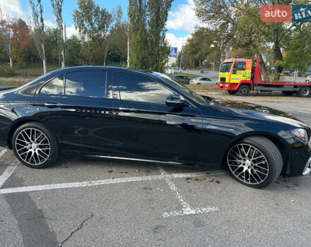 Чорний Мерседес Е-Клас, об'ємом двигуна 1.99 л та пробігом 85 тис. км за 31500 $, фото 3 на Automoto.ua