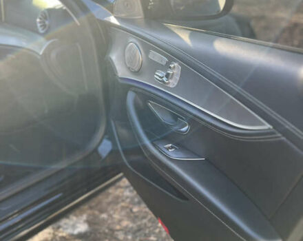 Мерседес Е-Клас 2017 у Луцьку на Automoto.ua Чорний Мерседес Е-Клас, об'ємом двигуна 1.95 л та пробігом 240 тис. км за 35000 $, фото 13 на Automoto.ua