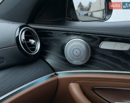 Черный Мерседес Е-Класс, объемом двигателя 1.95 л и пробегом 117 тыс. км за 33000 $, фото 27 на Automoto.ua