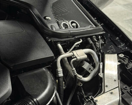 Черный Мерседес Е-Класс, объемом двигателя 2 л и пробегом 197 тыс. км за 29999 $, фото 50 на Automoto.ua