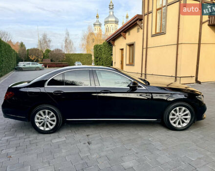 Черный Мерседес Е-Класс, объемом двигателя 1.95 л и пробегом 102 тыс. км за 34300 $, фото 6 на Automoto.ua