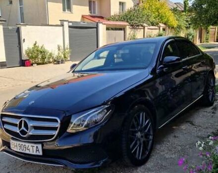 Черный Мерседес Е-Класс, объемом двигателя 1.95 л и пробегом 262 тыс. км за 26000 $, фото 6 на Automoto.ua