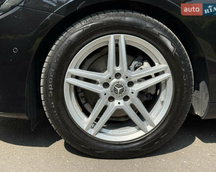 Черный Мерседес Е-Класс, объемом двигателя 1.95 л и пробегом 160 тыс. км за 30000 $, фото 74 на Automoto.ua