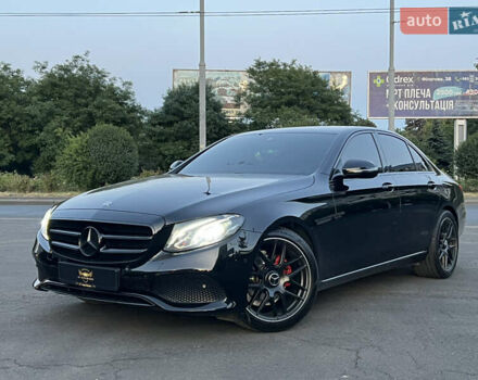 Черный Мерседес Е-Класс, объемом двигателя 1.95 л и пробегом 173 тыс. км за 29500 $, фото 1 на Automoto.ua