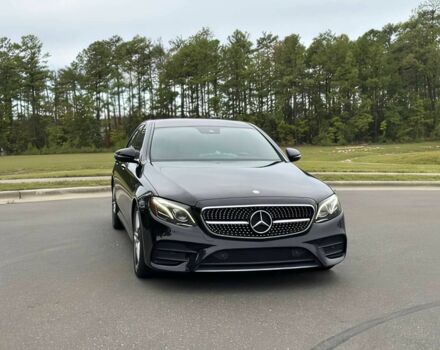 Черный Мерседес Е-Класс, объемом двигателя 2 л и пробегом 59 тыс. км за 6800 $, фото 1 на Automoto.ua