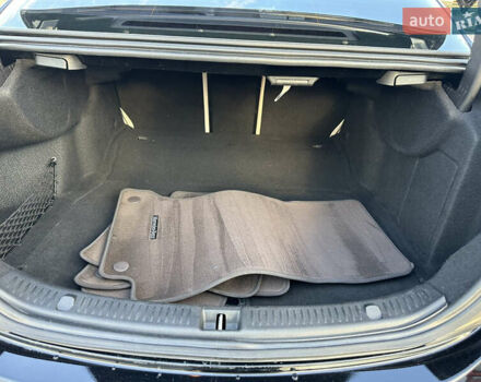 Черный Мерседес Е-Класс, объемом двигателя 1.99 л и пробегом 140 тыс. км за 24900 $, фото 13 на Automoto.ua