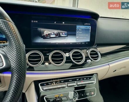 Черный Мерседес Е-Класс, объемом двигателя 1.95 л и пробегом 238 тыс. км за 33700 $, фото 28 на Automoto.ua