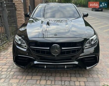 Черный Мерседес Е-Класс, объемом двигателя 1.99 л и пробегом 80 тыс. км за 39500 $, фото 1 на Automoto.ua
