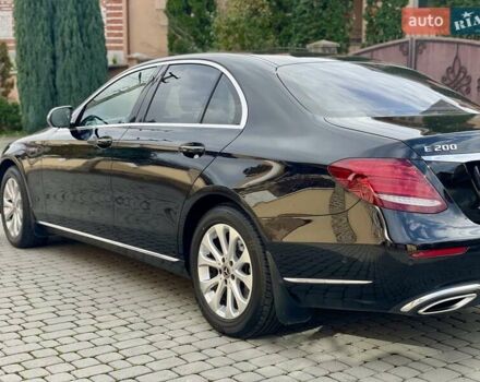 Мерседес Е-Класс 2017 в Мукачеве на Automoto.ua Черный Мерседес Е-Класс, объемом двигателя 1.99 л и пробегом 92 тыс. км за 33900 $, фото 13 на Automoto.ua