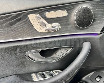 Чорний Мерседес Е-Клас, об'ємом двигуна 2 л та пробігом 94 тис. км за 19900 $, фото 8 на Automoto.ua