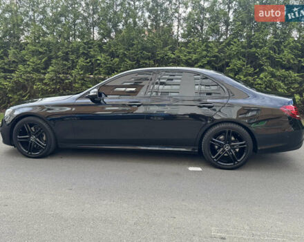 Черный Мерседес Е-Класс, объемом двигателя 1.95 л и пробегом 224 тыс. км за 30000 $, фото 7 на Automoto.ua