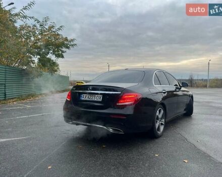 Мерседес Е-Класс 2017 в Харькове на Automoto.ua Черный Мерседес Е-Класс, объемом двигателя 1.99 л и пробегом 136 тыс. км за 32000 $, фото 1 на Automoto.ua