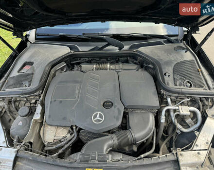 Чорний Мерседес Е-Клас, об'ємом двигуна 2 л та пробігом 216 тис. км за 27000 $, фото 8 на Automoto.ua
