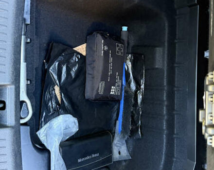 Черный Мерседес Е-Класс, объемом двигателя 1.95 л и пробегом 147 тыс. км за 30500 $, фото 34 на Automoto.ua