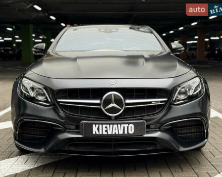 Мерседес Е-Класс 2017 в Киеве на Automoto.ua Черный Мерседес Е-Класс, объемом двигателя 4 л и пробегом 90 тыс. км за 63000 $, фото 10 на Automoto.ua