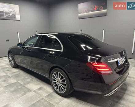 Черный Мерседес Е-Класс, объемом двигателя 2 л и пробегом 197 тыс. км за 29999 $, фото 79 на Automoto.ua