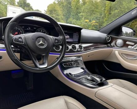 Чорний Мерседес Е-Клас, об'ємом двигуна 2 л та пробігом 59 тис. км за 6800 $, фото 9 на Automoto.ua