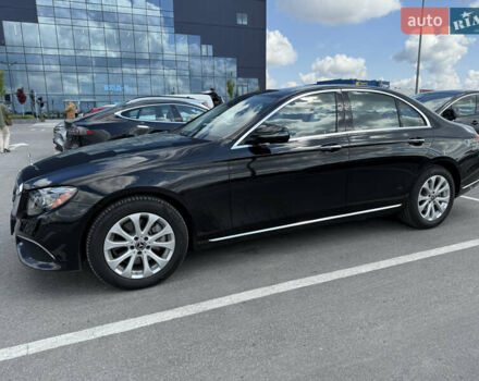 Чорний Мерседес Е-Клас, об'ємом двигуна 1.99 л та пробігом 67 тис. км за 34000 $, фото 4 на Automoto.ua