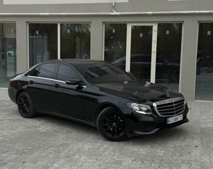 Мерседес Е-Класс 2017 в Ужгороде на Automoto.ua Черный Мерседес Е-Класс, объемом двигателя 2 л и пробегом 300 тыс. км за 16500 $, фото 1 на Automoto.ua