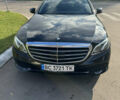 Чорний Мерседес Е-Клас, об'ємом двигуна 2 л та пробігом 216 тис. км за 27000 $, фото 1 на Automoto.ua
