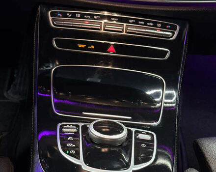 Черный Мерседес Е-Класс, объемом двигателя 2 л и пробегом 197 тыс. км за 29999 $, фото 41 на Automoto.ua