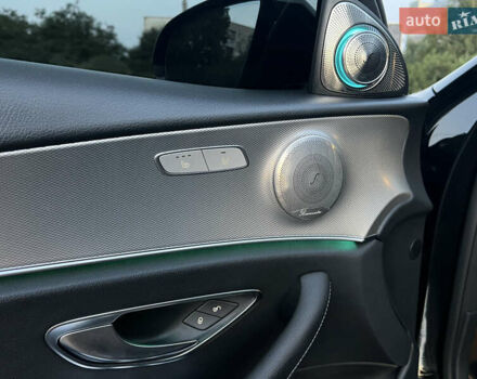 Черный Мерседес Е-Класс, объемом двигателя 1.95 л и пробегом 173 тыс. км за 29500 $, фото 8 на Automoto.ua