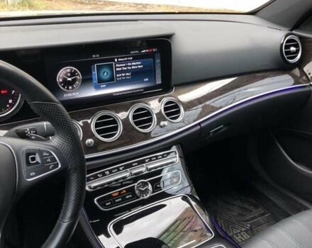 Черный Мерседес Е-Класс, объемом двигателя 1.99 л и пробегом 108 тыс. км за 22000 $, фото 4 на Automoto.ua