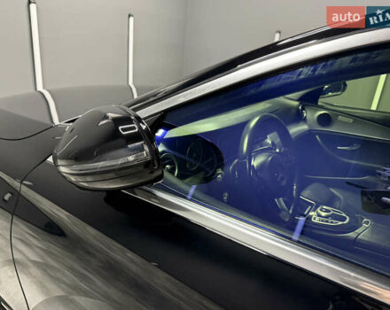 Черный Мерседес Е-Класс, объемом двигателя 2 л и пробегом 197 тыс. км за 29999 $, фото 82 на Automoto.ua