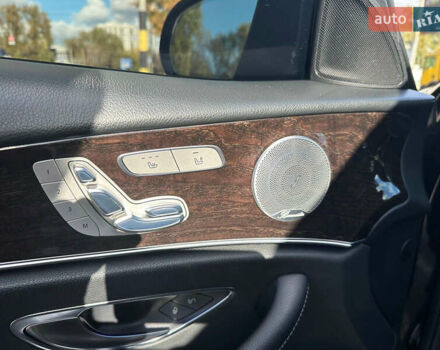 Чорний Мерседес Е-Клас, об'ємом двигуна 1.99 л та пробігом 85 тис. км за 31500 $, фото 10 на Automoto.ua