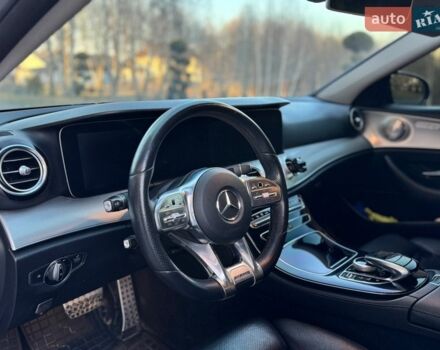 Чорний Мерседес Е-Клас, об'ємом двигуна 1.95 л та пробігом 185 тис. км за 23900 $, фото 33 на Automoto.ua