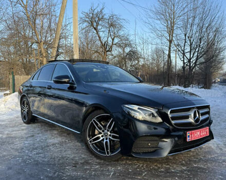 Чорний Мерседес Е-Клас, об'ємом двигуна 1.95 л та пробігом 161 тис. км за 30700 $, фото 1 на Automoto.ua