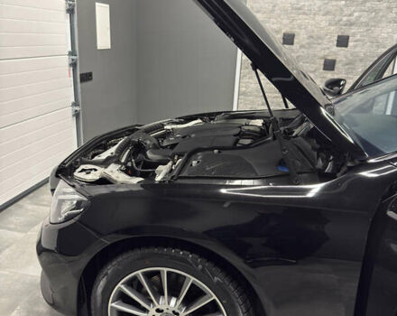 Черный Мерседес Е-Класс, объемом двигателя 2 л и пробегом 197 тыс. км за 29999 $, фото 72 на Automoto.ua