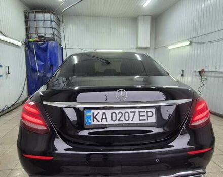 Черный Мерседес Е-Класс, объемом двигателя 1.95 л и пробегом 140 тыс. км за 35000 $, фото 12 на Automoto.ua