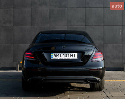 Черный Мерседес Е-Класс, объемом двигателя 1.95 л и пробегом 225 тыс. км за 35500 $, фото 7 на Automoto.ua