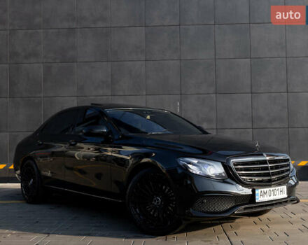 Черный Мерседес Е-Класс, объемом двигателя 1.95 л и пробегом 225 тыс. км за 35500 $, фото 4 на Automoto.ua
