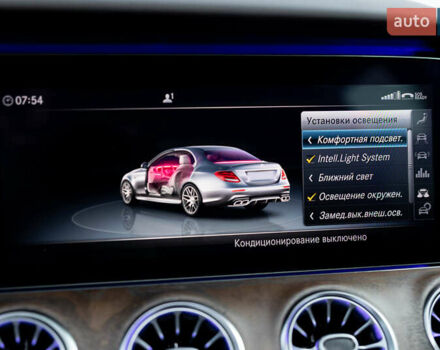 Черный Мерседес Е-Класс, объемом двигателя 1.95 л и пробегом 225 тыс. км за 35500 $, фото 63 на Automoto.ua