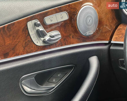 Черный Мерседес Е-Класс, объемом двигателя 2 л и пробегом 87 тыс. км за 32000 $, фото 31 на Automoto.ua