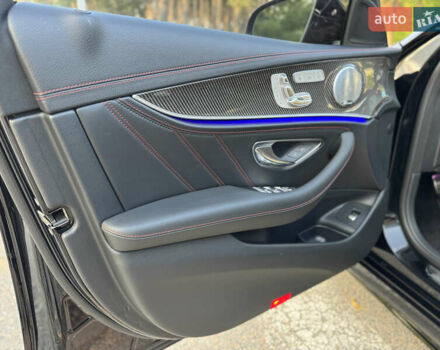 Черный Мерседес Е-Класс, объемом двигателя 3 л и пробегом 30 тыс. км за 55000 $, фото 23 на Automoto.ua