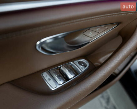 Черный Мерседес Е-Класс, объемом двигателя 1.95 л и пробегом 225 тыс. км за 35500 $, фото 11 на Automoto.ua