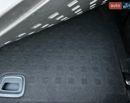 Чорний Мерседес Е-Клас, об'ємом двигуна 1.6 л та пробігом 106 тис. км за 35000 $, фото 35 на Automoto.ua