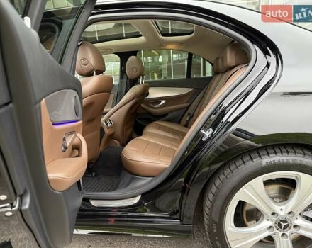 Чорний Мерседес Е-Клас, об'ємом двигуна 1.6 л та пробігом 106 тис. км за 35000 $, фото 43 на Automoto.ua