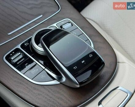 Чорний Мерседес Е-Клас, об'ємом двигуна 3 л та пробігом 152 тис. км за 38000 $, фото 76 на Automoto.ua