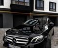 Чорний Мерседес Е-Клас, об'ємом двигуна 2 л та пробігом 405 тис. км за 22800 $, фото 1 на Automoto.ua